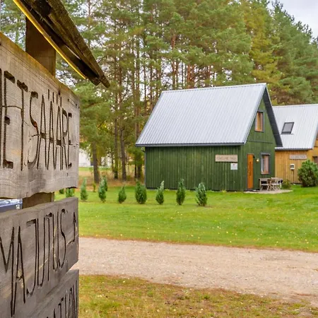 Metsaaeaere Puhkemaja Uulu