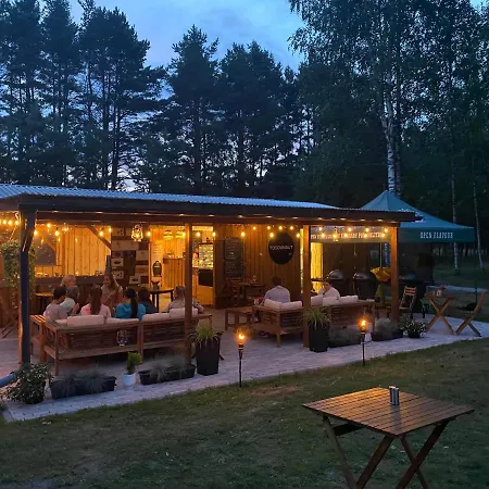 Metsaääre Semesterbostad Uulu