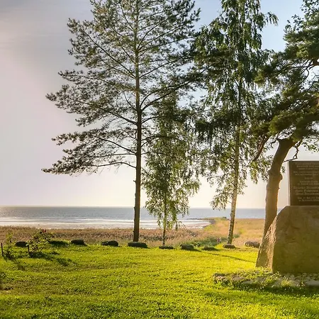 Metsaaeaere Puhkemaja *