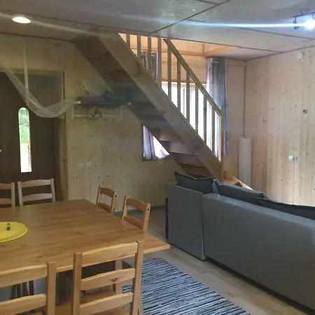 Semesterbostad Metsaääre Uulu